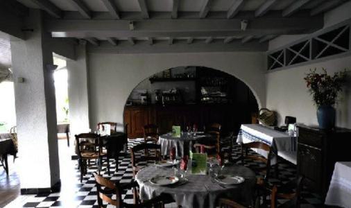 Hotel Au Bon Coin à Lurbe-Saint-Christau Extérieur photo